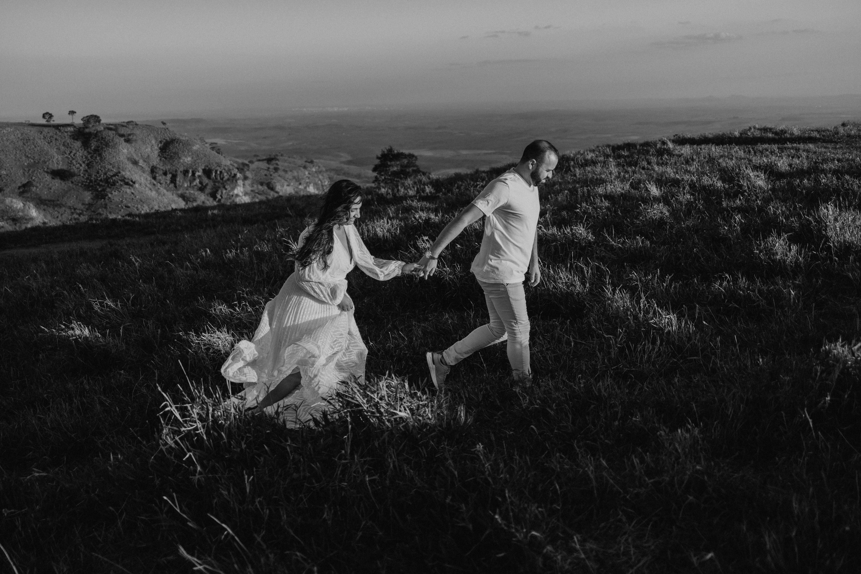 Casal em ensaio editorial